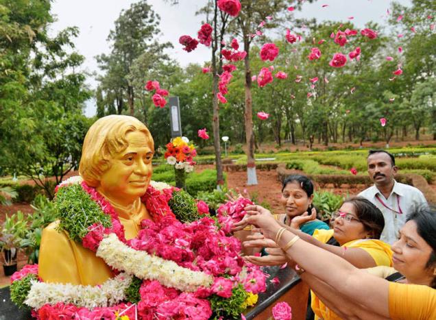 abdul-kalam statue