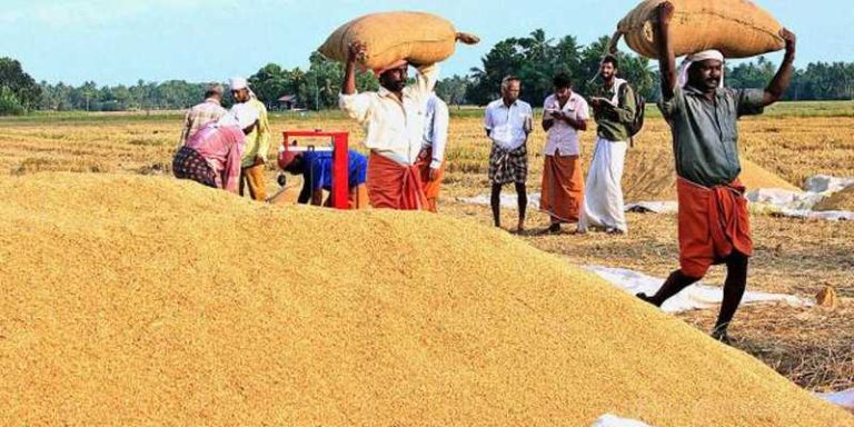 நெல் கொள்முதலில் மூட்டைக்கு ரூபாய் 30-40 லஞ்சம் ?! கேட்க நாதியில்லையே??!!